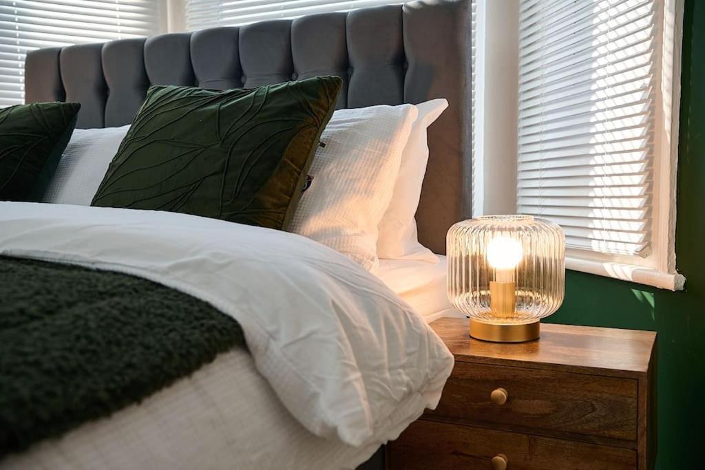 Fabulous 3 Bed Nw London Apartment With Private Garden Luaran gambar