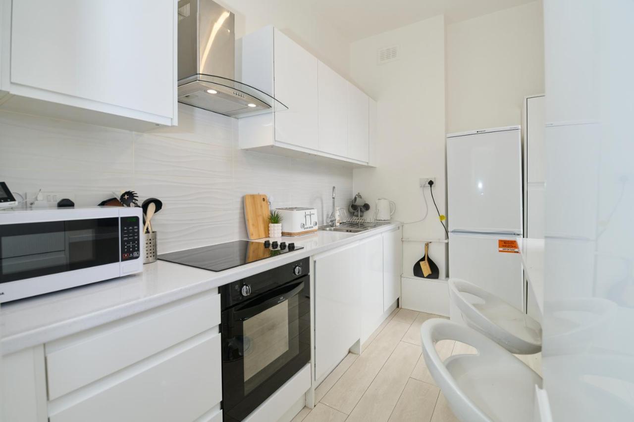 Fabulous 3 Bed Nw London Apartment With Private Garden Luaran gambar